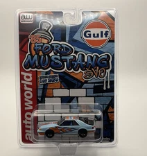 Auto World 1:64 Jcar Diecast Exclusive Gulf 1985 Ford Mustang Ltd Edt 1/2496