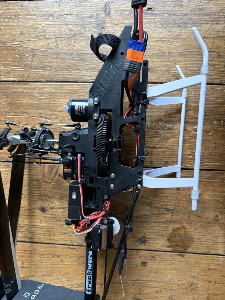 RC Heli Blade 330s umgebaut auf Rotorflight/ELRS - Bild 4 von 4