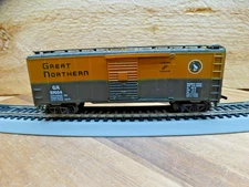 AHM H0 Scale 41' Great Northern G.N. 27024 Box Car