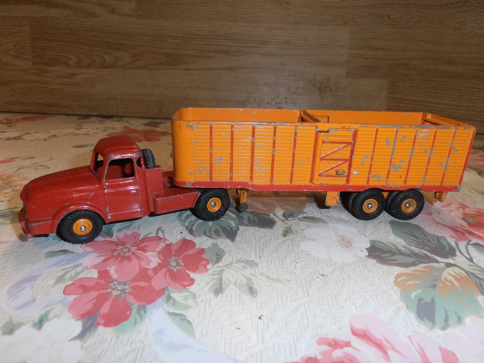 WILLEME 36B AVEC SEMI BACHEE DINKY TOYS OCCASION - Photo 2/4