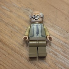Lego Ernie Prang Minifigure Olive Green Vest Tan Legs Harry Potter 75957 hp193