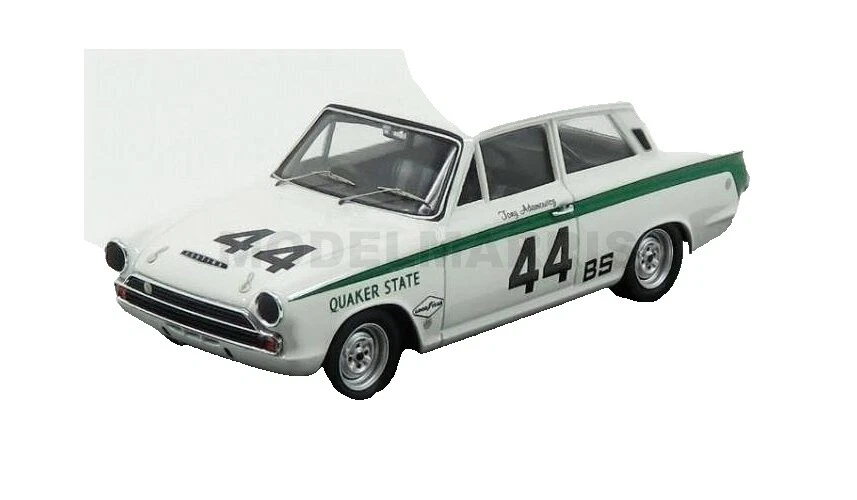 Белый литые спортивные и туристические автомобили 1967 года, год выпуска автомобиля