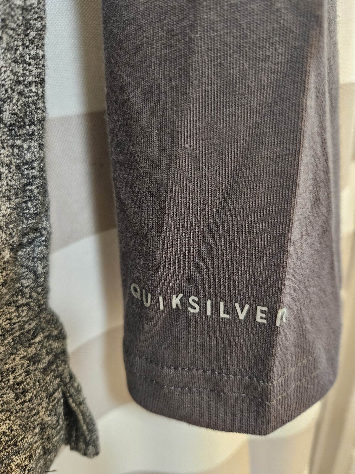 Quicksilver Men's Pullover Medium - image 3