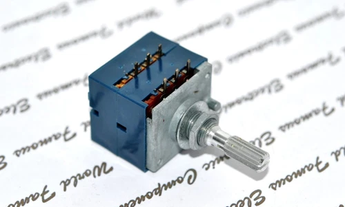 1pcs - ALPS RK27 50KMN Balance Dual Potentiometer knurled - JAPAN RK27112200440