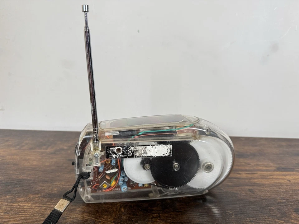 Freeplay 360 Wind Up Solar Power Transparent Radio Am/FM Working Rare - Image 4 of 4