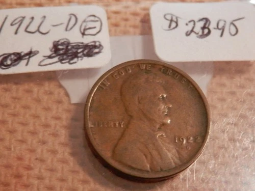 1922-D Lincoln Cent in Fine Condition.