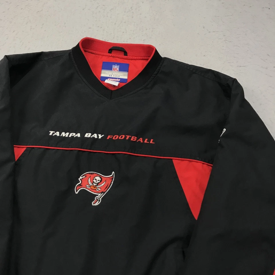 VINTAGE Tampa Bay Buccaneers Jacket Mens Large Black Reebok Windbreaker Pullover - Image 3 of 4