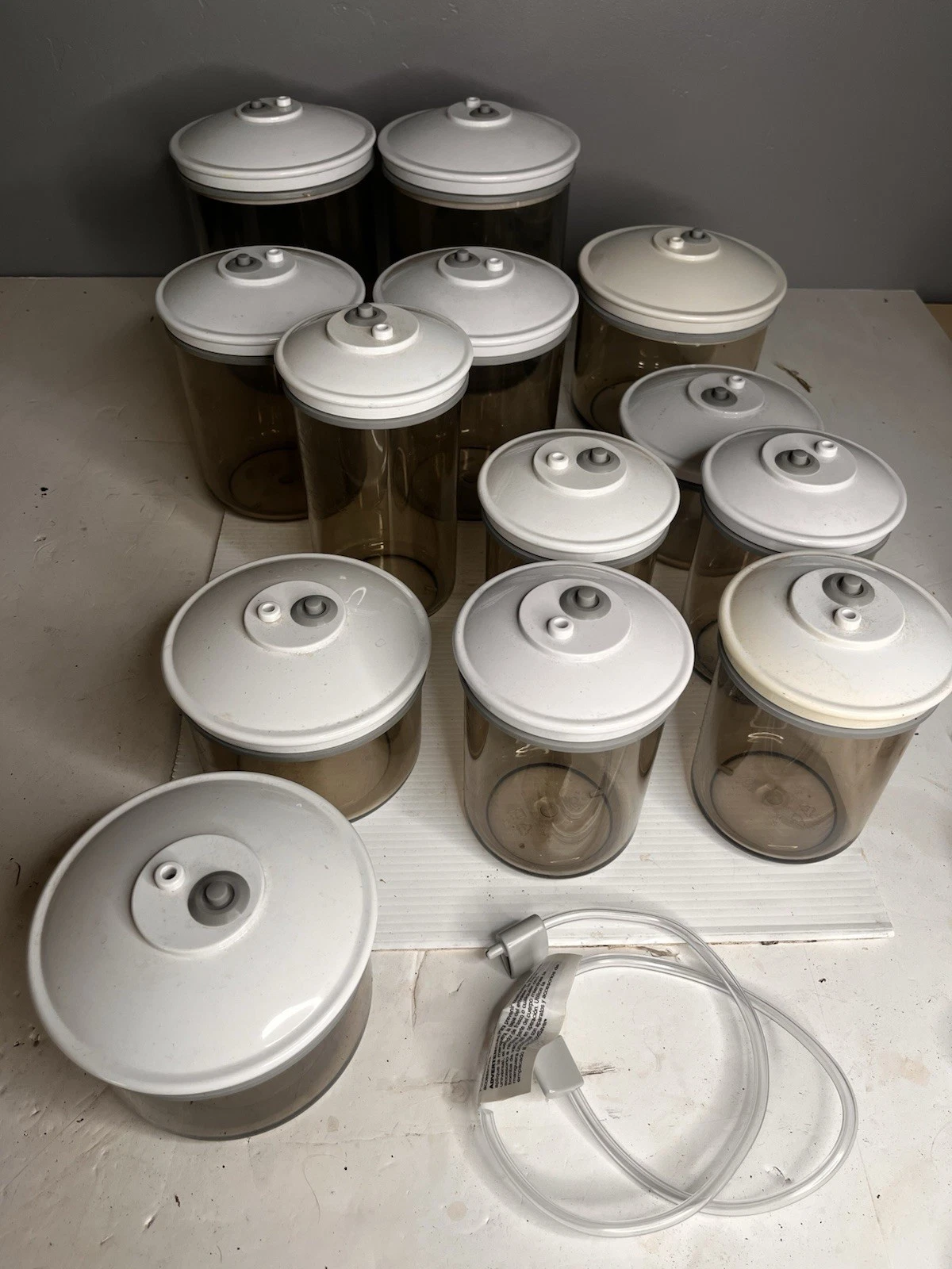 FoodSaver SNAIL Vacuum Seal Containers LOT of 13 W / Lids & Hose