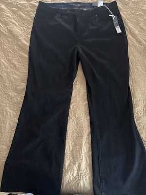 Chico's So Slimming Black Dark Wash Flare Girlfriend Jeans 16P Stretch 5-Pkt