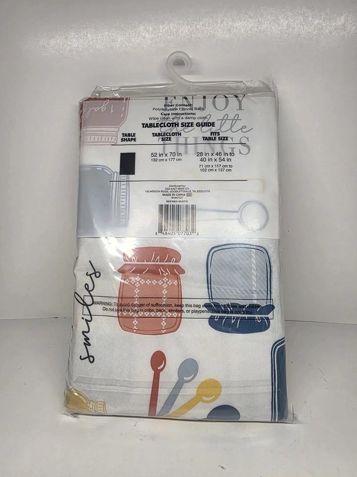 Mantel de vinilo True Living con respaldo de franela 52" X 70" Enjoy The Little Things Foto 2 de 4