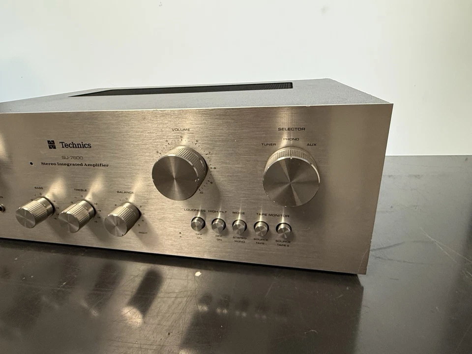 Ampli Vintage Technics SU-7600 - Immagine 3 di 4