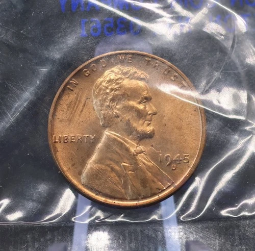 1945-D Uncirculated Lincoln Wheat cent. In Littleton Coin cello.