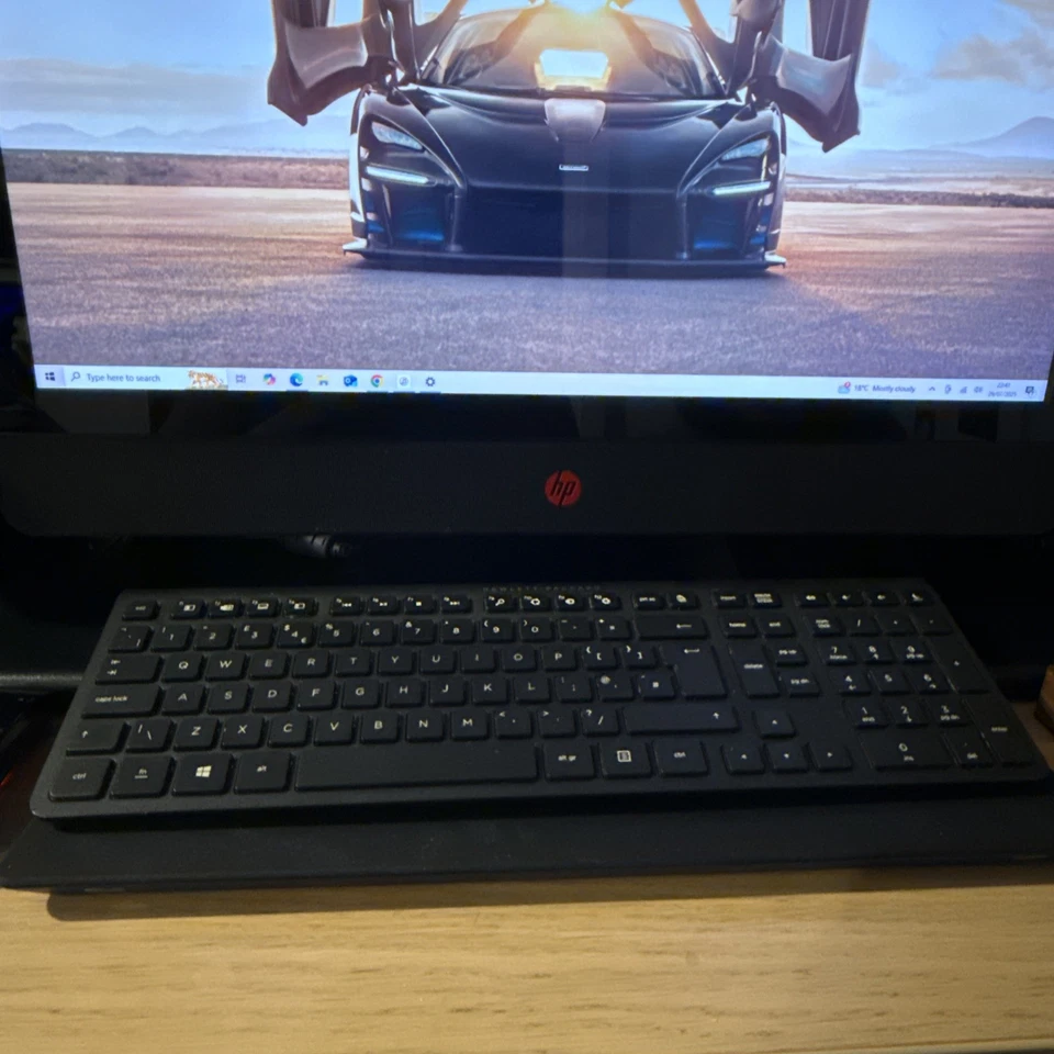 HP ENVY RECLINE 23” TOUCHSMART BEAT SE ALL-IN-ONE i5-4570T 16GB 224GB SSD WIN 10 - Image 3 of 4