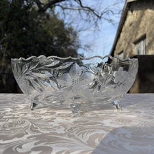 US Glass | Flower Adorned Brilliant Cut Footed Fruit Bowl 11"