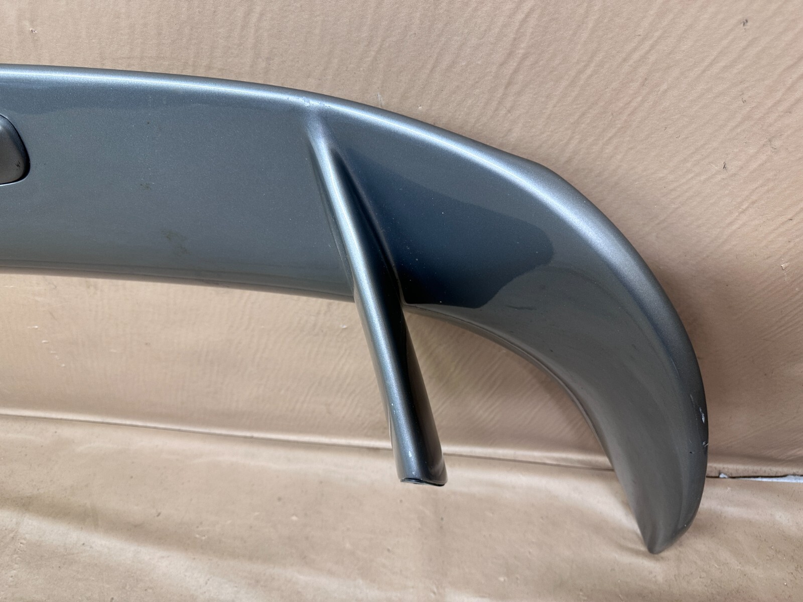 Aston Martin Porsche Ferrari Rear Trunk Spoiler Wing w/ Third Light Fiberglass