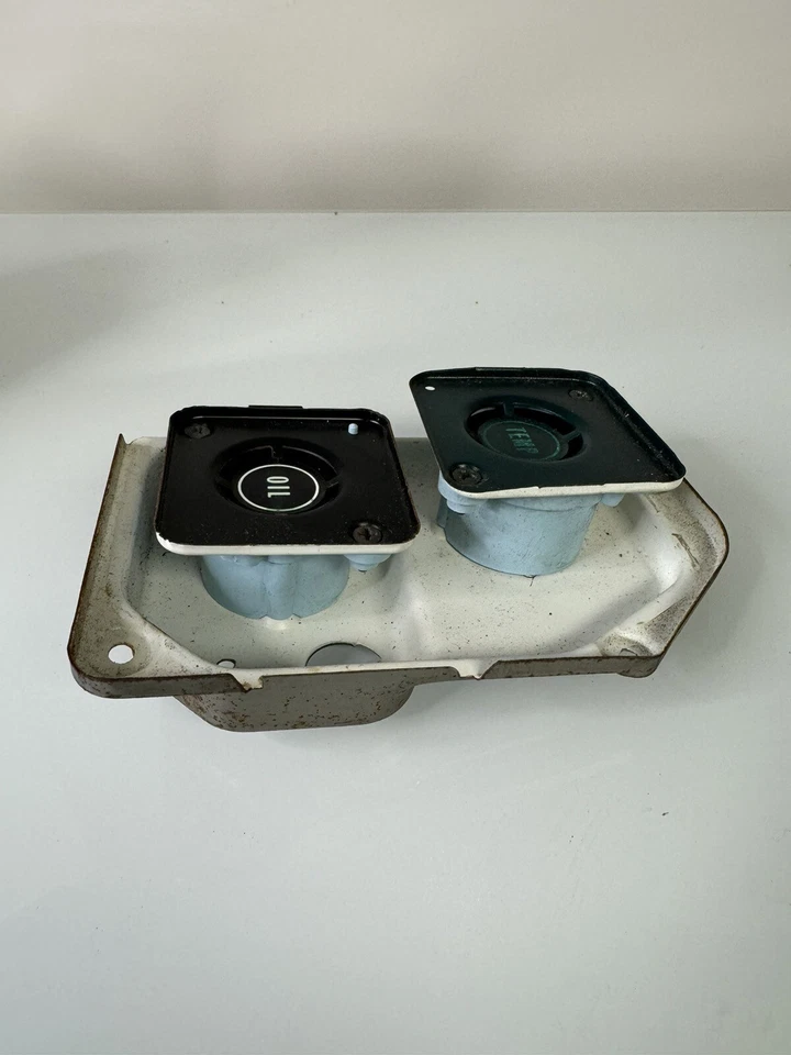 Bisel de luz de advertencia de temperatura/aceite Chevrolet Chevelle Monte Carlo 1970-1971 OEM  Foto 2 de 4