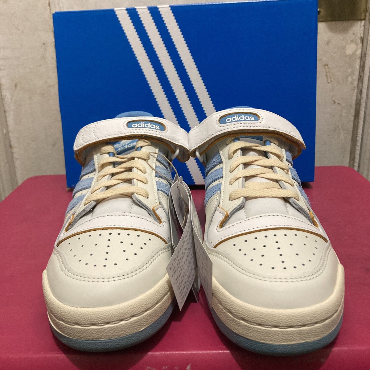adidas forum 84 low * unc *