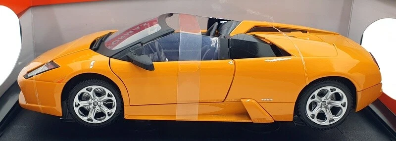 Motor Max 1/18 Scale Diecast 73169 - Lamborghini Murcielago Roadster Orange - Image 3 of 4