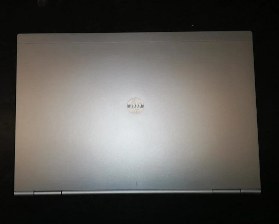 HP ELITEBOOK 8460P W10 CORE i5 2520M 8GB RAM - - Imagen 2 de 2