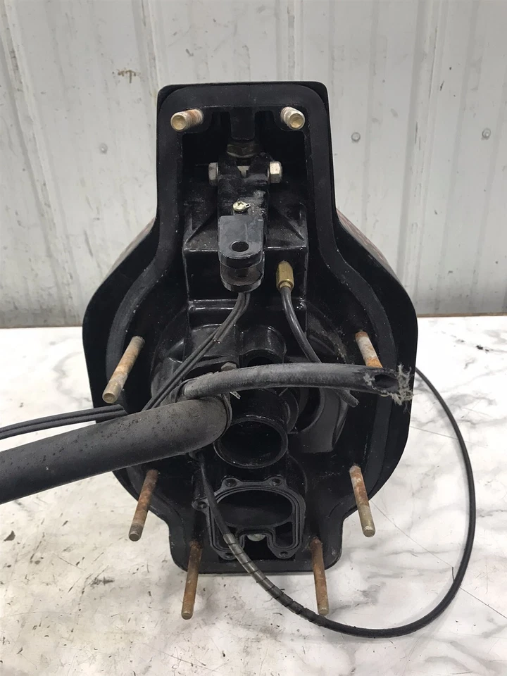 Mercury marine MerCruiser Alpha 1 Gen 2 out drive outdrive mount gimbal housing - Image 4 of 4