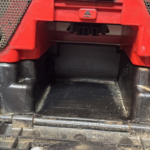 Milwaukee 49-24-0280 Heavy-Duty Job Site Radio Powered by Rockford Fosgate Speak - Picture 5 of 10