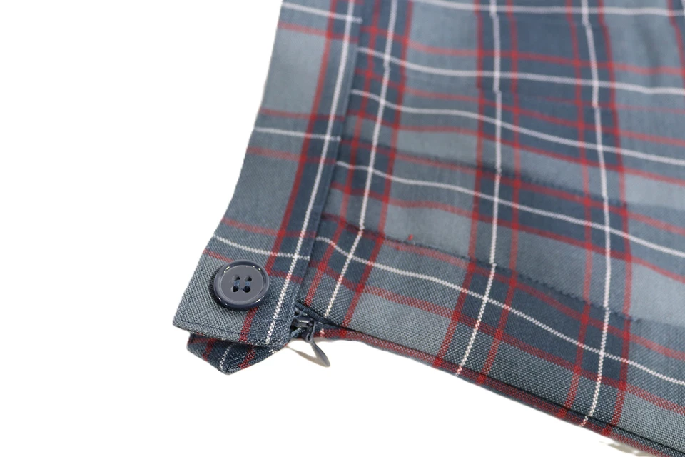 Falda de tenis a cuadros azul marino pequeña American Apparel para mujer Foto 3 de 4