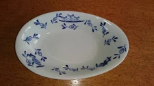 Y1209 Arita ware Aoka eggshaped curry plate