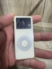 Apple Ipod Nano A1137 4GB White - Doesn  t Turn On - For Parts