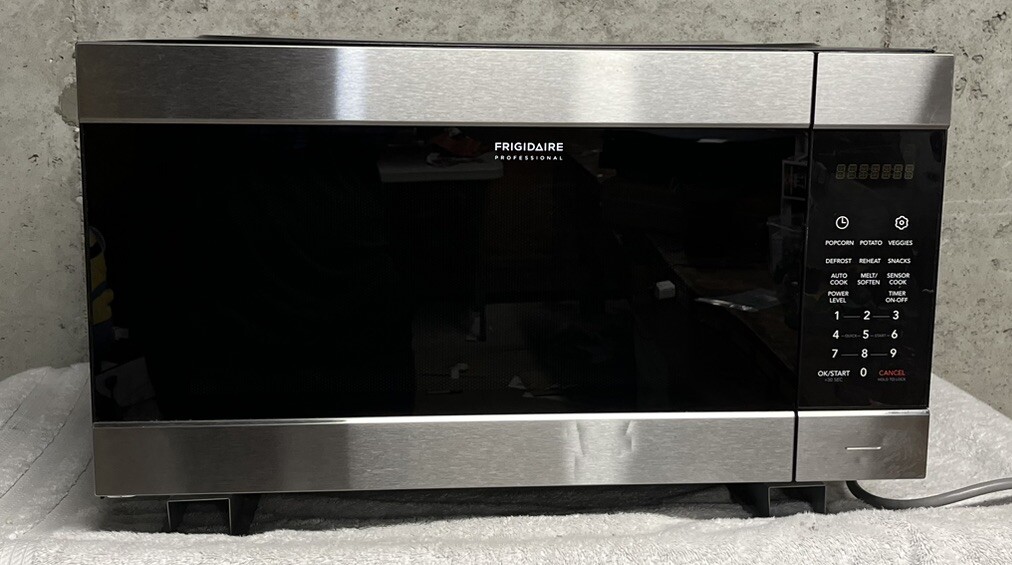 Frigidaire FPMO227NUF Professional 24 BuiltIn PowerSense Microwave 2.2 Cu. Ft. eBay