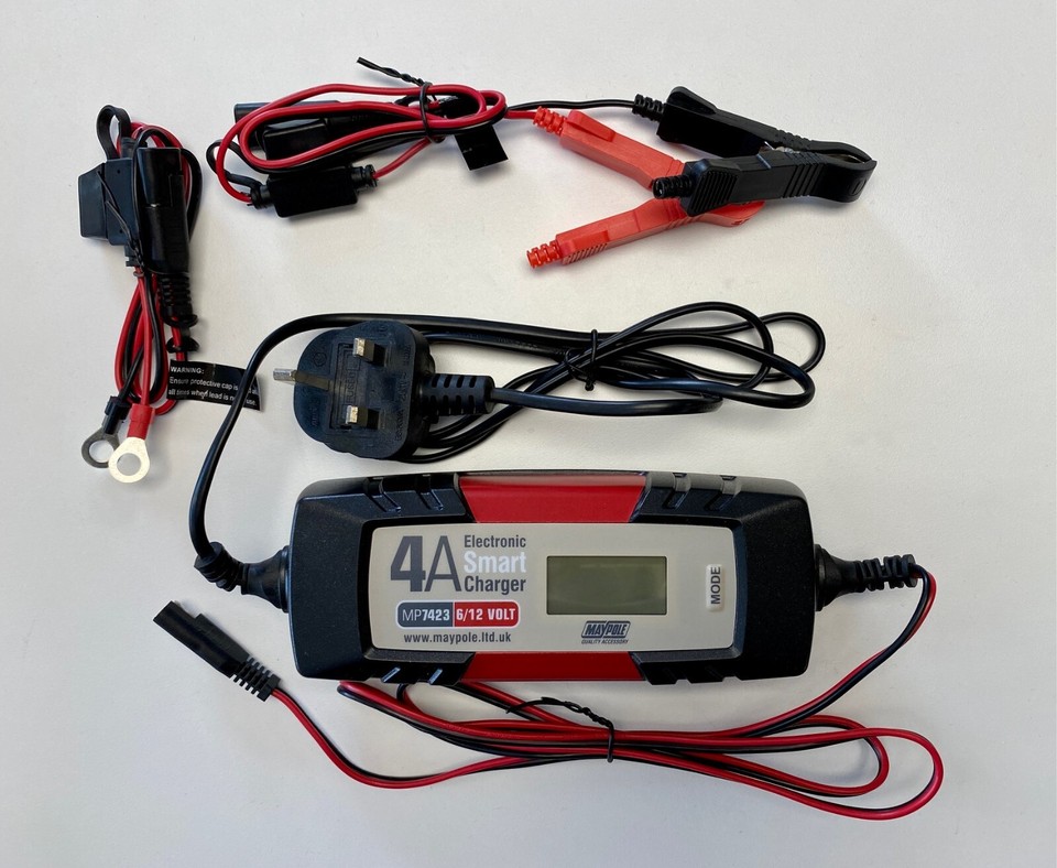 Campervan/Motorhome 240v Battery Charger, 240v Electric Hookup Battery