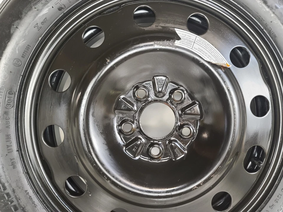 Neumático de repuesto con kit Jack 17" para donut compacto Mercury Montego 2005-2007 Foto 2 de 4