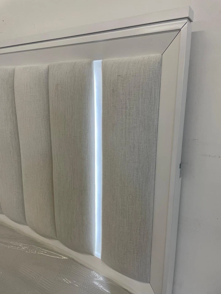 NUEVO Moderno Juego de Dormitorio LED Blanco Queen King 4 Piezas Muebles Contemporáneos Cama/D/M/N Foto 4 de 4