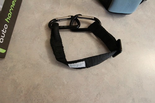 Small Dog Auto Harness Bergan 10-25 Pounds - Picture 3 of 12