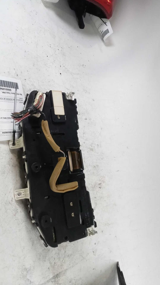 Medidor de velocímetro usado se adapta a: Nissan Altima Cluster 2008 2,5 L 4 cilindros base MPH Foto 2 de 4