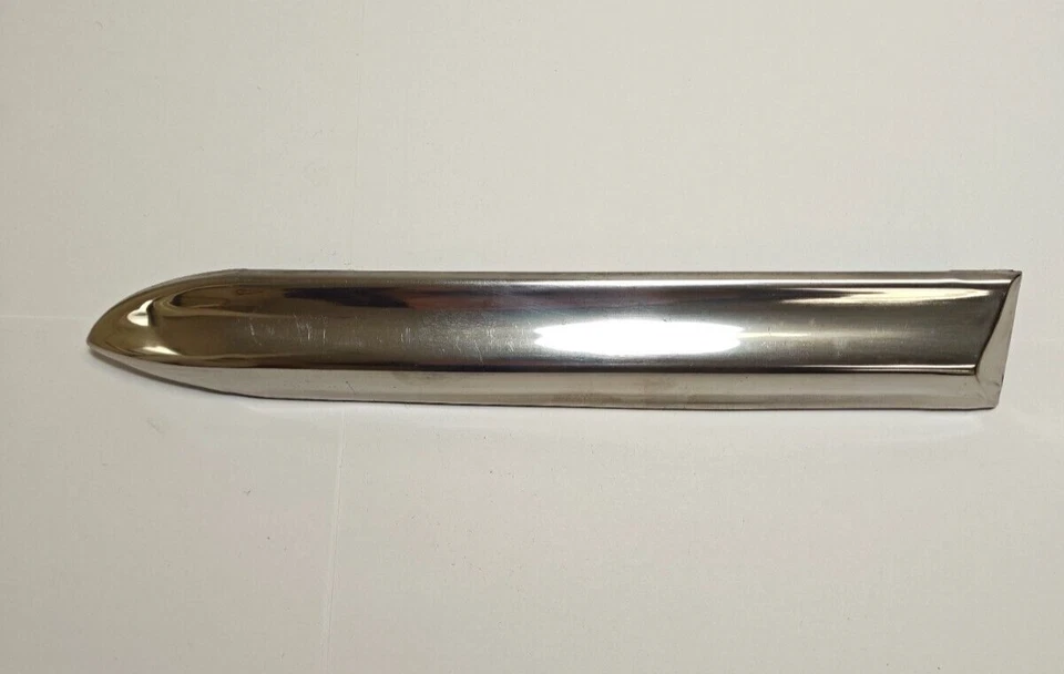 Dodge Meadowbrook Coronet 1953 guardabarros delantero izquierdo moldura cromada 1456609 nuevo en stock Foto 3 de 4