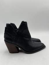 Women s Crown Vintage Stavie Black Leather Ankle Side Zip Bootie Size 7M