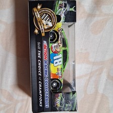 2015 Kyle Busch 18 M M  s Crispy Cup Champion Championship 1/64 Diecast Car