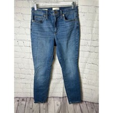 Universal Thread Classic Blue Jeans Denim Pants Casual Wear