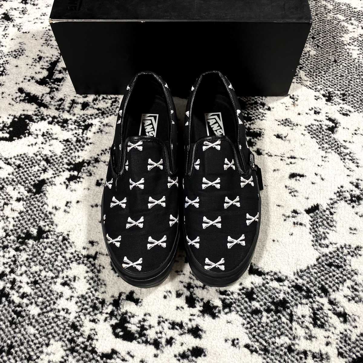 RARE VANS SYNDICATE x WTAPS CROSSBONES SLIP ON SIZE 9.5 | eBay RARE VANS SYNDICATE x WTAPS CROSSBONES SLIP ON SIZE 9.5 | eBay