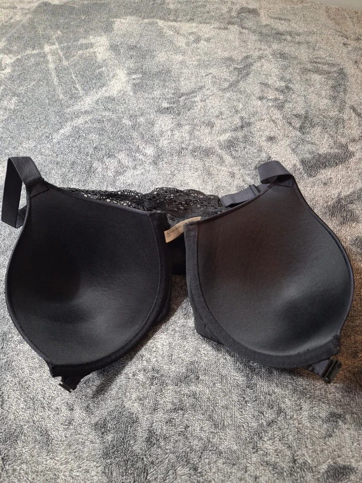 Ambrielle  Lace Racer Back Underwire Push Up Bra 40D Black  Front Clasp - Image 3 of 4