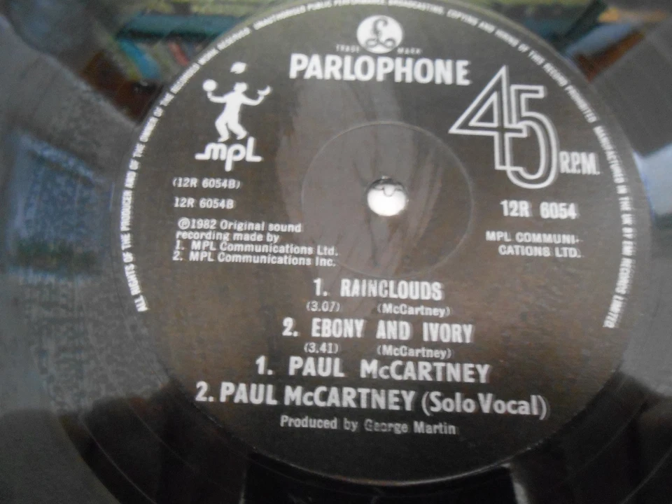Paul McCartney with Stevie Wonder - "Ebony And Ivory / Rainclouds" 12" Single - Image 3 of 4