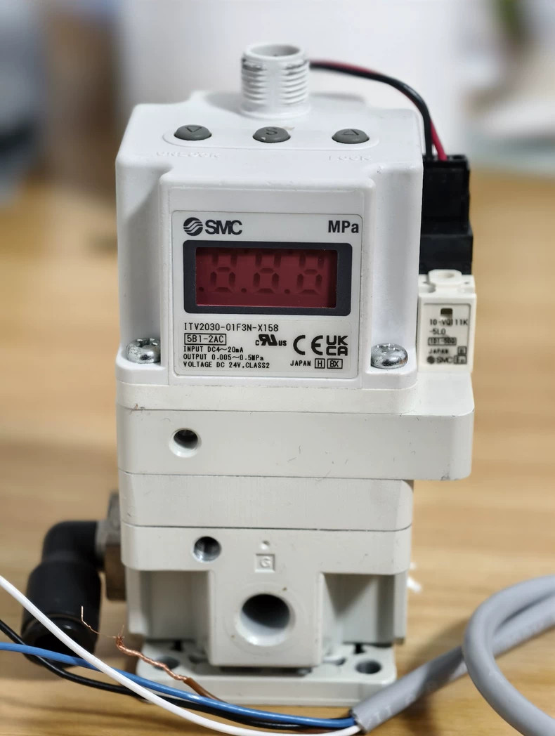 SMC ITV2030-01F3N-X158 ITV2030-01F3N-X158 Proportional Pressure Regulator Used