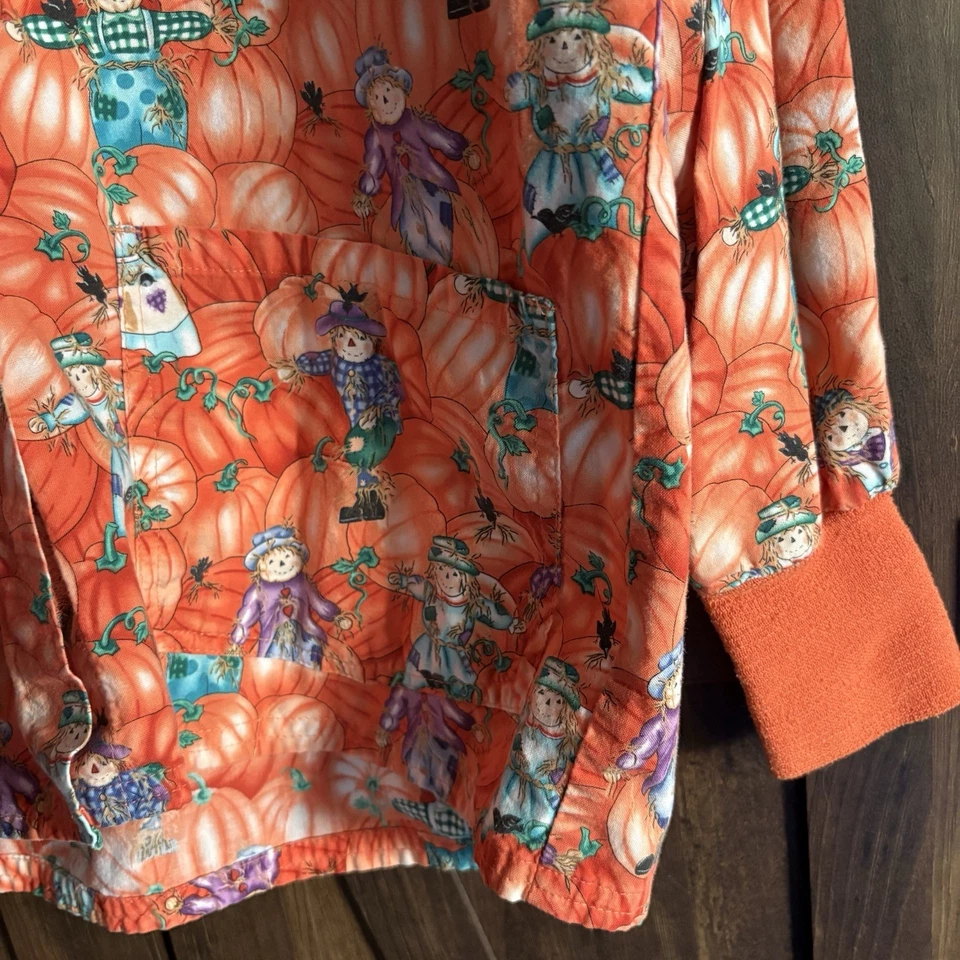 Exfoliantes UA de calabazas y Halloween y otoño, manga larga, talla pequeña, pecho a presión Foto 2 de 4