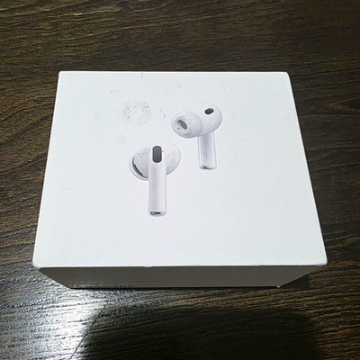 Apple AirPods Pro 3 White In-Ear/Transparency Bluetooth USB-C A3063/64/3122