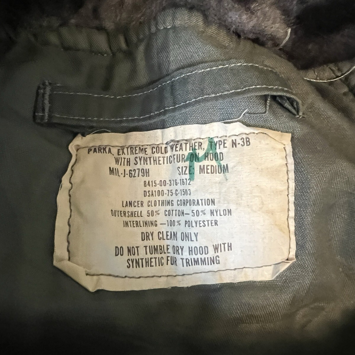 VTG Military Type N3B Men's Size Medium Sage Green Parka Jacket