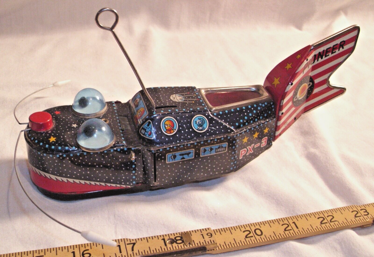 PIONEER PX-3 SPACE WHALE SPACE SHIP FURTURISTIC TIN WIND UP TOY