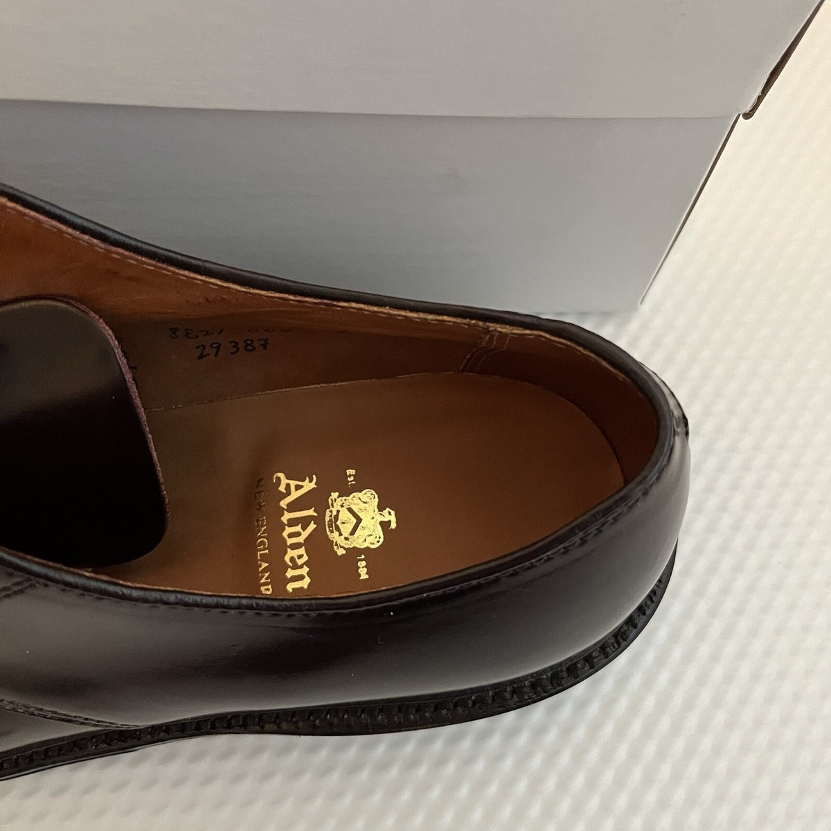 NEW Alden #8 Shell Cordovan Dover 8.5D #2938F Burgundy  display picture 1
