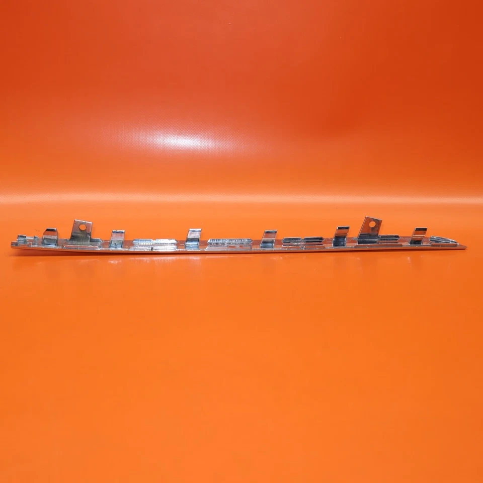 ВНЕШНИЙ ПРАВЫЙ МОЛДИНГ БАМПЕРА AUDI A8 QUATTRO 2015 2016 2017 2018 4H0 807 460 ОТ ОРИГИНАЛЬНОГО ПРОИЗВОДИТЕЛЯ - Изображение 4 из 4