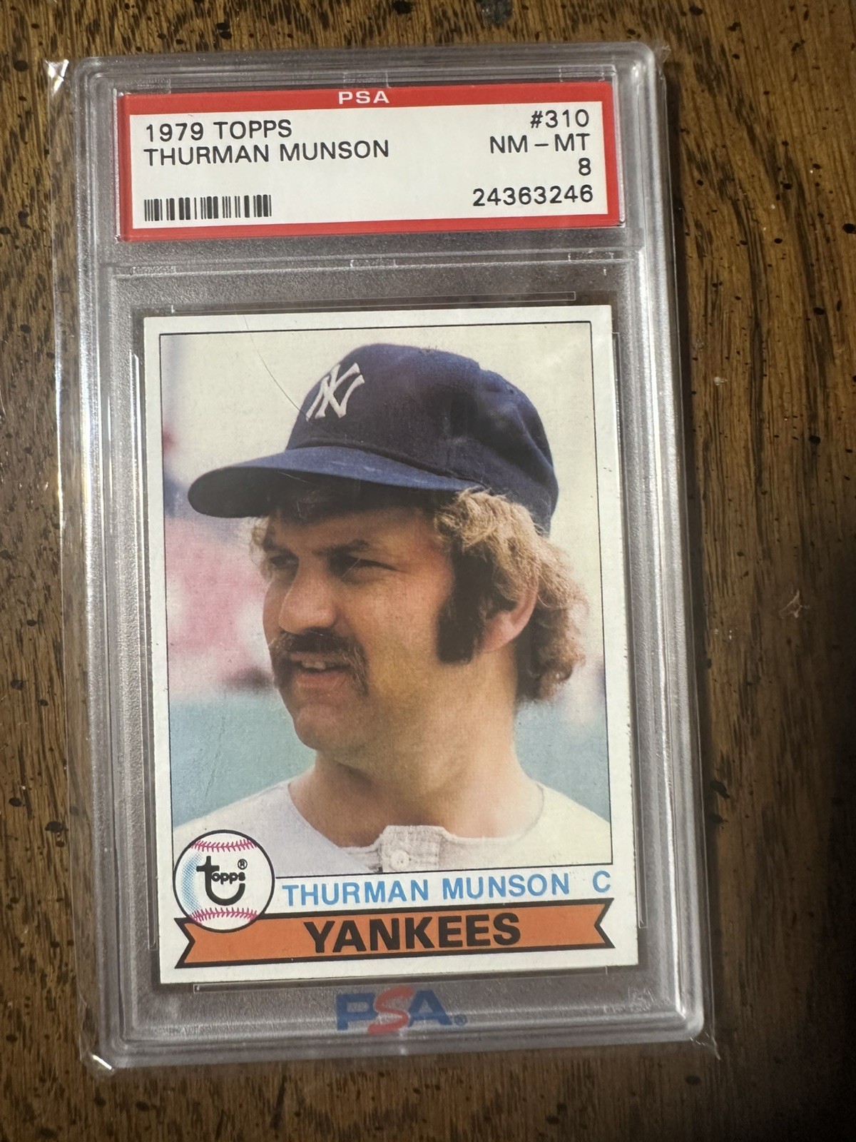 1979 TOPPS #310 THURMAN MUNSON PSA 8