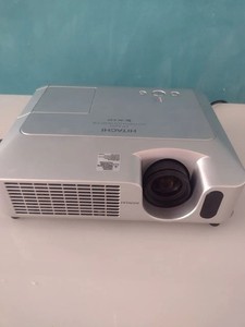 Hitachi CP-X250 LCD Projector Beamer 2000 Lumens 2047 LAMP 1802 Filter Hours